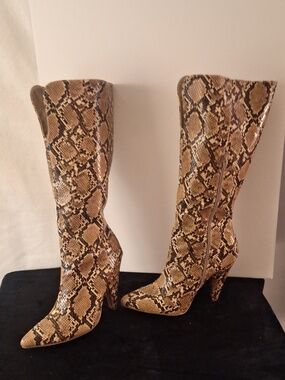 LARA Snake-Print Knee Pointed Toe Boots - Brown & Black